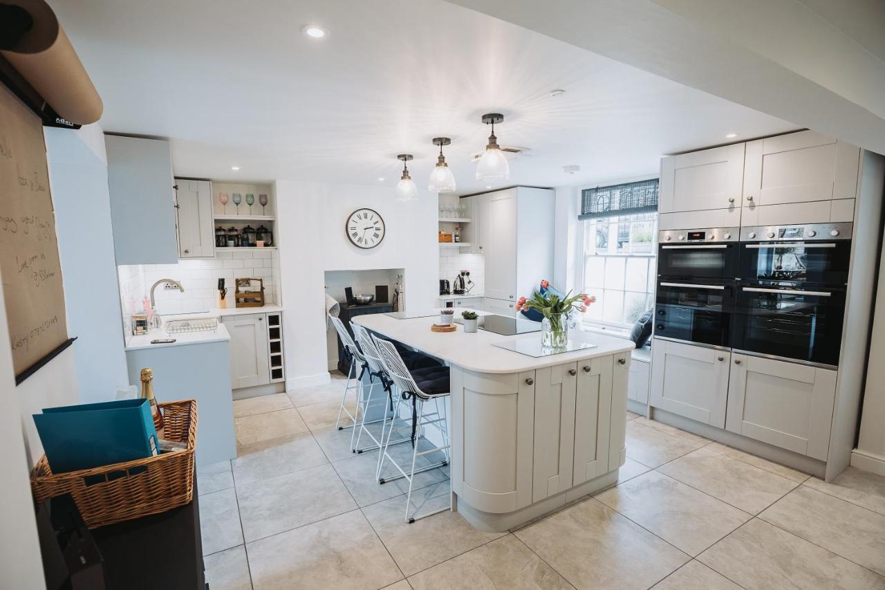 Stunning 5 Bedroom Period Property By The Sea Herne Bay Exteriör bild